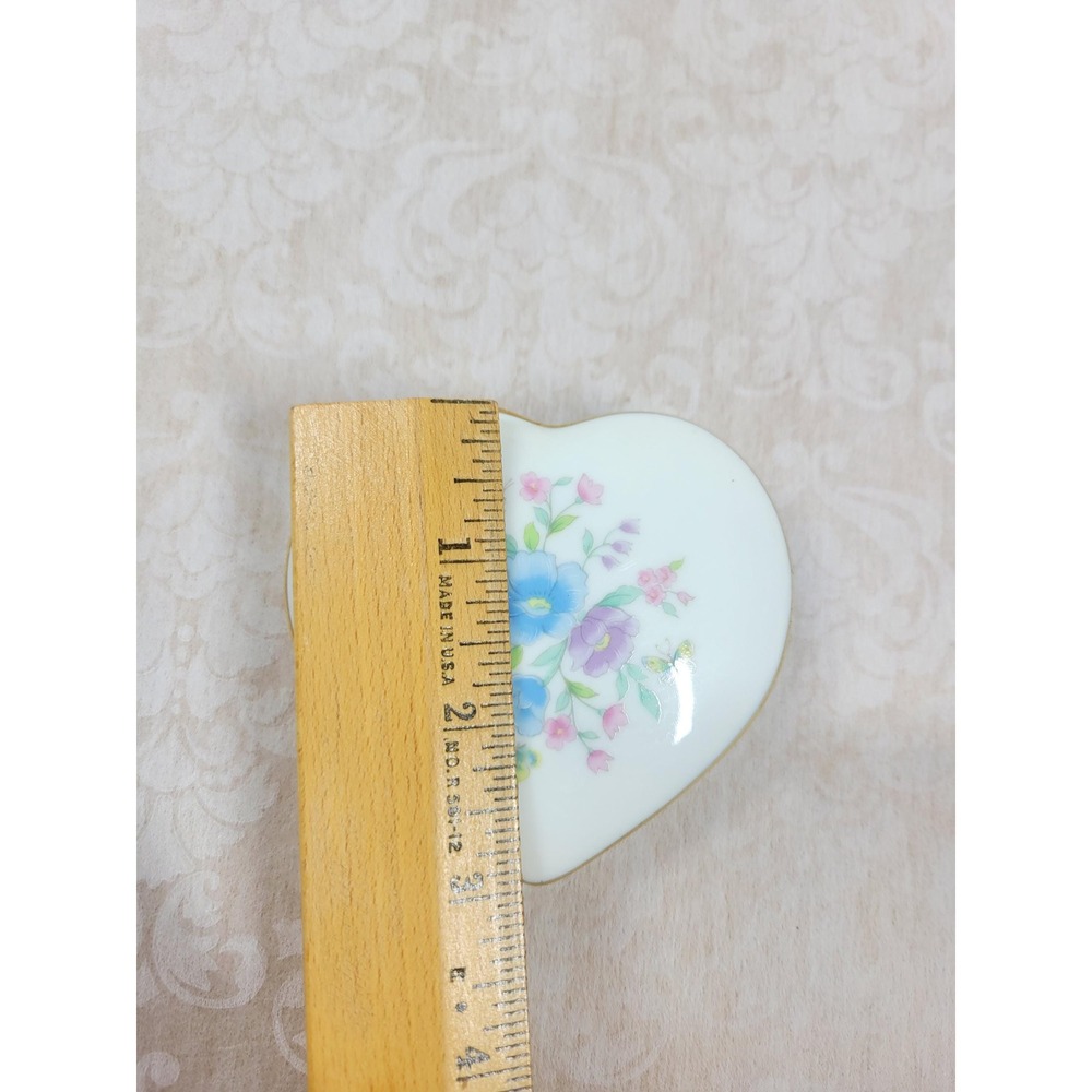 Vintage Heart Shaped Trinket Box Made in Japan Ceramic Floral Vanity Dish - Picture 9 of 9